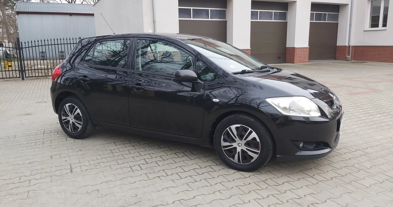 Toyota Auris cena 12500 przebieg: 285000, rok produkcji 2007 z Pionki małe 277